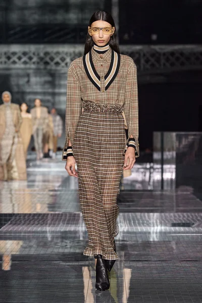 Look 52